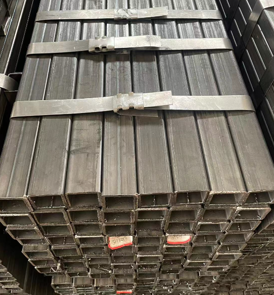 娄底工业用梯子 镀锌管焊接梯子 铁梯子方管梯